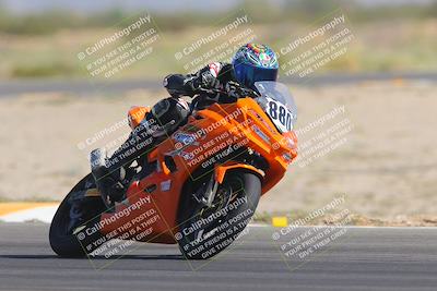 media/Oct-08-2023-CVMA (Sun) [[dbfe88ae3c]]/Race 11 500 Supersport-350 Supersport/